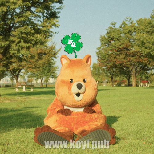 NavyQuokka - Four Leaf Clover